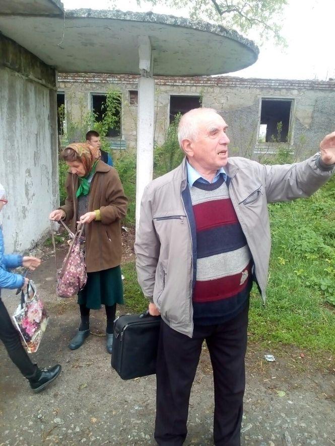 Новини Козятина - фото з Машини гублять колеса. Чому не ремонтують дорогу на Центральній у селі Козятин Машини гублять колеса. Чому не ремонтують дорогу на Центральній у селі Козятин, фото №9 на сайті 20minut.ua