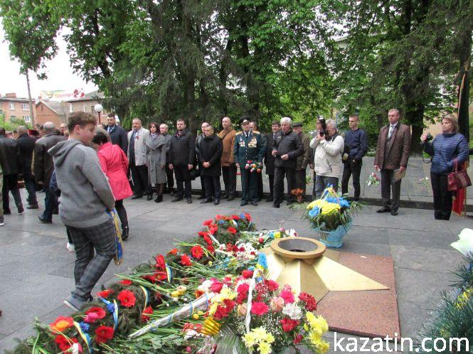Новини Козятина - фото з Фото-відео репортаж: День Перемоги в Козятині Фото-відео репортаж: День Перемоги в Козятині, фото №12 на сайті 20minut.ua