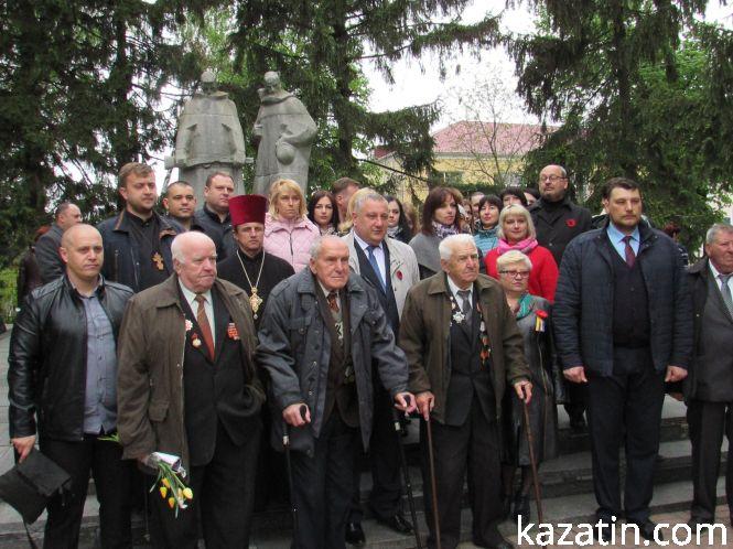 Новини Козятина - фото з Фото-відео репортаж: День Перемоги в Козятині Фото-відео репортаж: День Перемоги в Козятині, фото №35 на сайті 20minut.ua