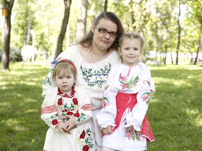Новини Тернополя - фото з “У мене дев’ять дітей, і я кожного обіймаю»: Наталя Задойона про щастя та проблеми багатодітних сімей “У мене дев’ять дітей, і я кожного обіймаю»: Наталя Задойона про щастя та проблеми багатодітних сімей, фото №2 на сайті 20minut.ua