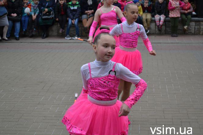 Новини Хмельницького - фото з У Хмельницькому розпочався фестиваль «Art Major Show» (ФОТО, ВІДЕО) У Хмельницькому розпочався фестиваль «Art Major Show» (ФОТО, ВІДЕО), фото №18 на сайті vsim.ua