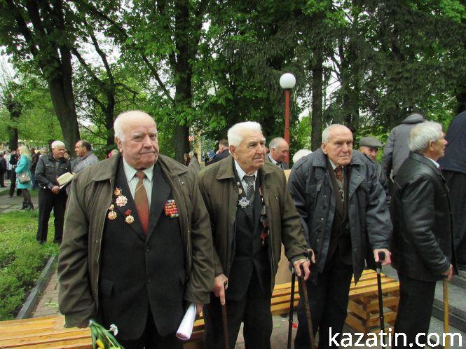 Новини Козятина - фото з Фото-відео репортаж: День Перемоги в Козятині Фото-відео репортаж: День Перемоги в Козятині, фото №34 на сайті 20minut.ua