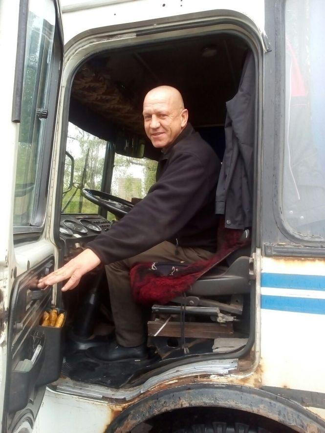 Новини Козятина - фото з Машини гублять колеса. Чому не ремонтують дорогу на Центральній у селі Козятин Машини гублять колеса. Чому не ремонтують дорогу на Центральній у селі Козятин, фото №7 на сайті 20minut.ua