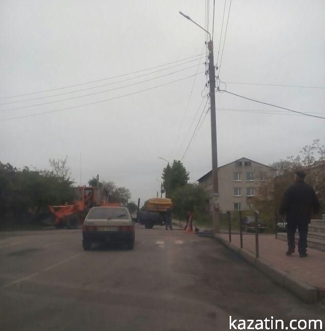 Козятин сьогодні: ремонтують дорогу і в місті, і на вокзалі, фото №6 на сайті 20minut.ua
