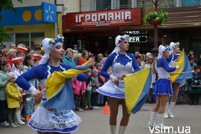 Новини Хмельницького - фото з У Хмельницькому розпочався фестиваль «Art Major Show» (ФОТО, ВІДЕО) У Хмельницькому розпочався фестиваль «Art Major Show» (ФОТО, ВІДЕО), фото №22 на сайті vsim.ua