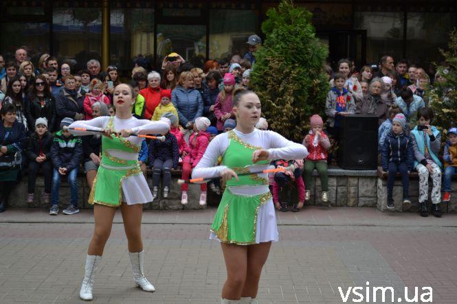 Новини Хмельницького - фото з У Хмельницькому розпочався фестиваль «Art Major Show» (ФОТО, ВІДЕО) У Хмельницькому розпочався фестиваль «Art Major Show» (ФОТО, ВІДЕО), фото №12 на сайті vsim.ua