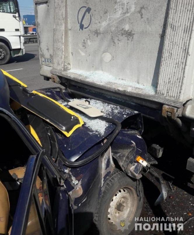 Новини Кам'янця-Подільського - фото з Кам'янецькі військові загинули у ДТП під Києвом Кам'янецькі військові загинули у ДТП під Києвом, фото №1 на сайті 20minut.ua