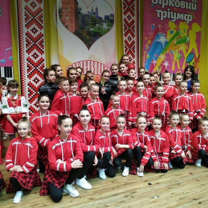 Новини Козятина - фото з «Зорянка АРТ» з Вінниці привезла перемогу! «Зорянка АРТ» з Вінниці привезла перемогу!, фото №1 на сайті 20minut.ua