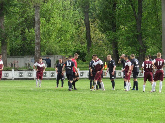 Новини Козятина - фото з Нічия “Моноліта” на вагу перемоги Нічия “Моноліта” на вагу перемоги, фото №2 на сайті 20minut.ua