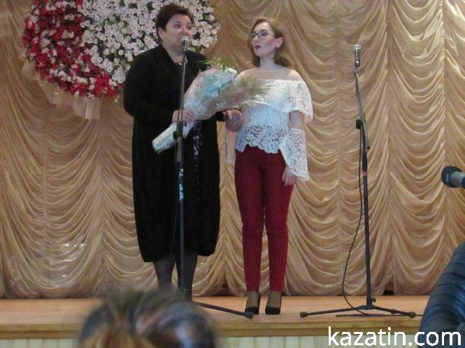 Новини Козятина - фото з Талант: Марія Дацюк — чергове дарування вокалу з школи №-9