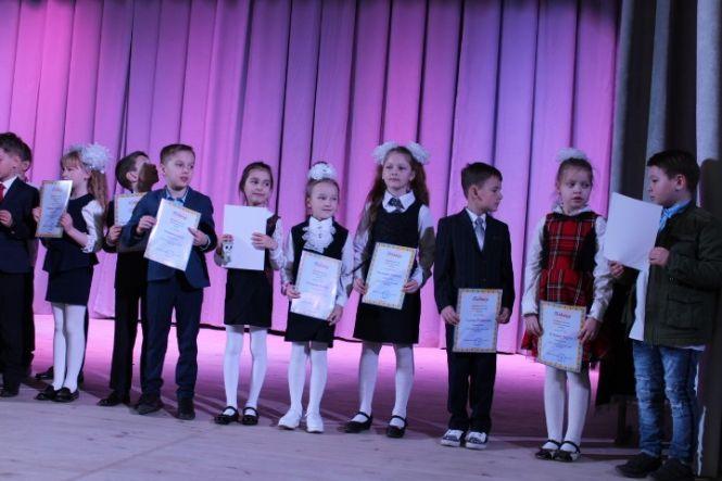 Новини Козятина - фото з Нагороди та подяки: як відзначили обдарованих ліцеїстів Нагороди та подяки: як відзначили обдарованих ліцеїстів, фото №3 на сайті 20minut.ua