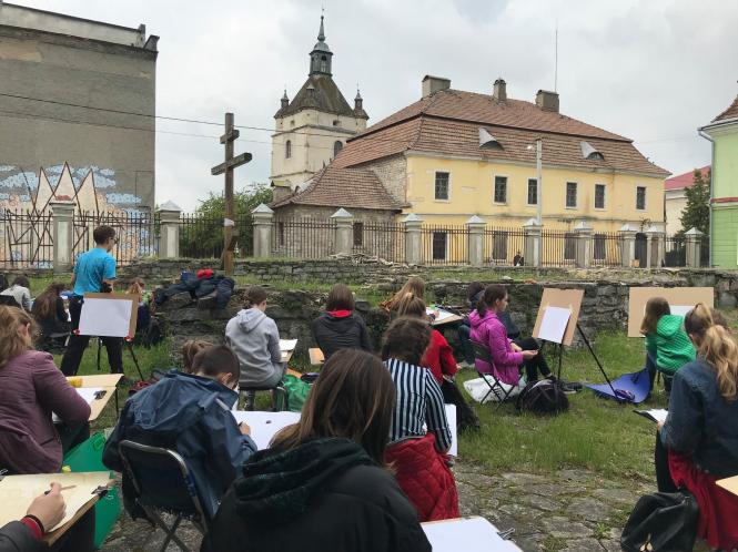 Новини Кам'янця-Подільського - фото з Як юні митці писали Кам'янець-Подільський (ФОТО) Як юні митці писали Кам'янець-Подільський (ФОТО), фото №7 на сайті 20minut.ua