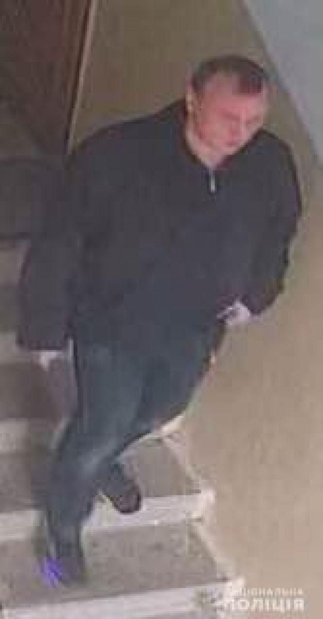 Новини Вінниці - фото з Конфіденційність гарантують: просять впізнати ймовірного крадія (ФОТО) Конфіденційність гарантують: просять впізнати ймовірного крадія (ФОТО), фото №1 на сайті 20minut.ua