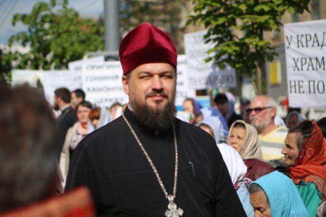 Новини Вінниці - фото з Під Собором зібрались віряни з МП: що там відбувається? Під Собором зібрались віряни з МП: що там відбувається?, фото №10 на сайті 20minut.ua