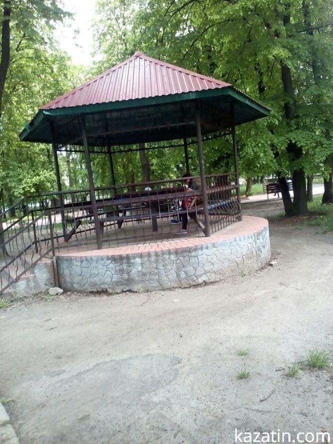 Новини Козятина - фото з Фото дня: в центральному парку відпочивають мами з дітками Фото дня: в центральному парку відпочивають мами з дітками, фото №3 на сайті 20minut.ua