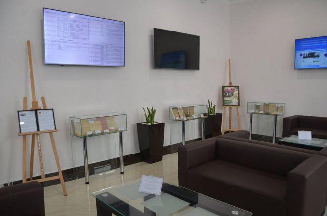 Новини Вінниці - фото з Вінничан запрошують на виставку старовинних книг, які раніше не були доступні Вінничан запрошують на виставку старовинних книг, які раніше не були доступні, фото №1 на сайті 20minut.ua