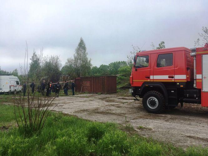 У ліквідації надзвичайної ситуації з небезпечними хімікатами в Олевську задіяли рівненських рятувальників, фото №1 на сайті 20minut.ua