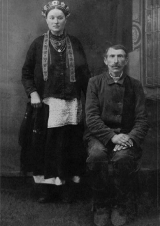 Новини Вінниці - фото з Які вишиванки одягали вінничани 100 років тому (ФОТО) Які вишиванки одягали вінничани 100 років тому (ФОТО), фото №6 на сайті 20minut.ua