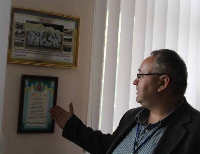 Новини Вінниці - фото з Варенично-пиріжковий батальйон: 33 тисячі штук вареників для бійців приготували у першому училищі Варенично-пиріжковий батальйон: 33 тисячі штук вареників для бійців приготували у першому училищі, фото №3 на сайті 20minut.ua