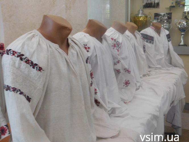 Новини Хмельницького - фото з Хмельничанка має колекцію вишиванок. Найстарішій - 100 років Хмельничанка має колекцію вишиванок. Найстарішій - 100 років, фото №7 на сайті vsim.ua