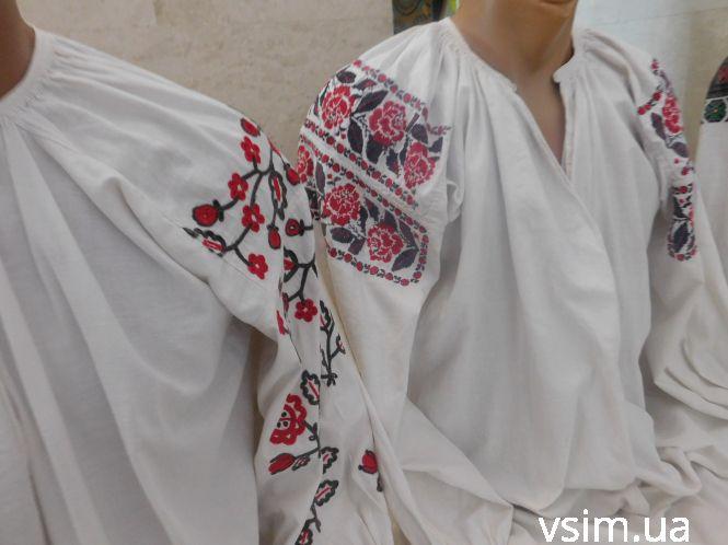 Новини Хмельницького - фото з Хмельничанка має колекцію вишиванок. Найстарішій - 100 років Хмельничанка має колекцію вишиванок. Найстарішій - 100 років, фото №9 на сайті vsim.ua