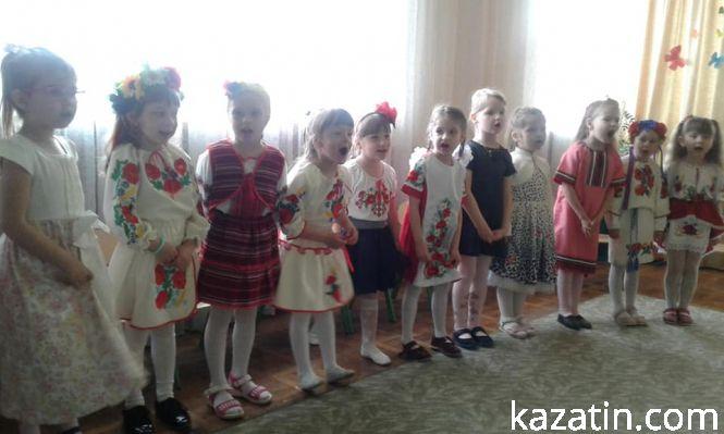 Новини Козятина - фото з Козятинці одягнули вишиванки (оновлено) Козятинці одягнули вишиванки (оновлено), фото №14 на сайті 20minut.ua