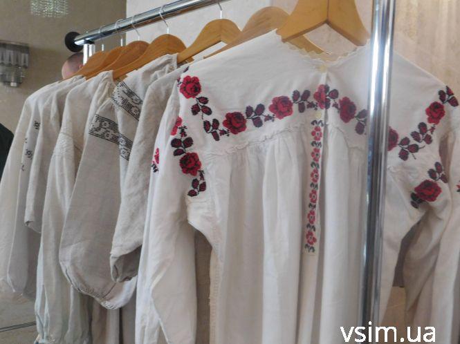 Новини Хмельницького - фото з Хмельничанка має колекцію вишиванок. Найстарішій - 100 років Хмельничанка має колекцію вишиванок. Найстарішій - 100 років, фото №6 на сайті vsim.ua