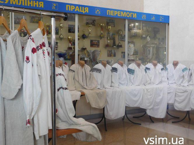 Новини Хмельницького - фото з Хмельничанка має колекцію вишиванок. Найстарішій - 100 років Хмельничанка має колекцію вишиванок. Найстарішій - 100 років, фото №12 на сайті vsim.ua