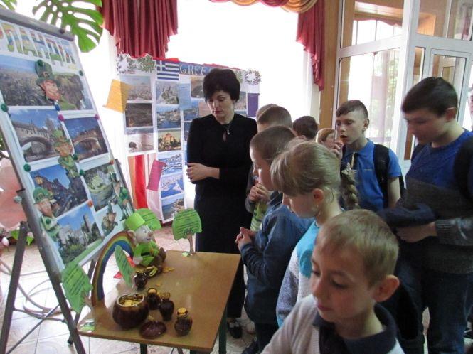 Новини Козятина - фото з В школі інтернат-гімназії святкували День Європи В школі інтернат-гімназії святкували День Європи, фото №6 на сайті 20minut.ua