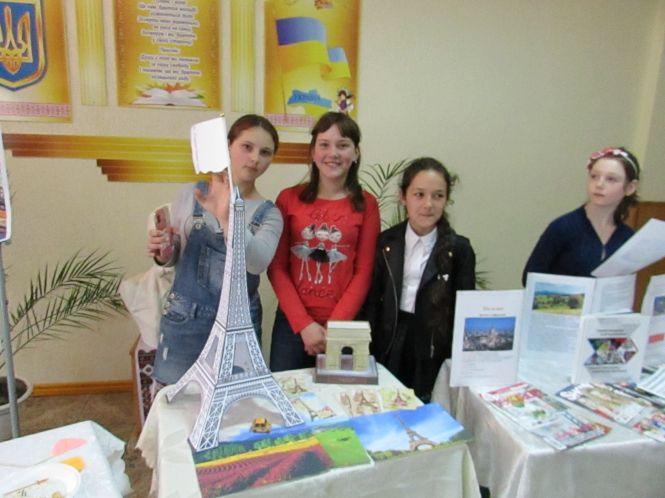 Новини Козятина - фото з В школі інтернат-гімназії святкували День Європи В школі інтернат-гімназії святкували День Європи, фото №10 на сайті 20minut.ua