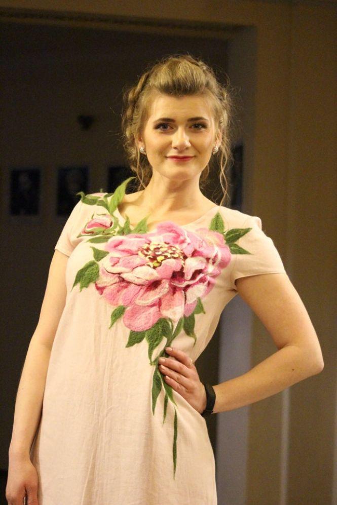 Новини Тернополя - фото з Особливий показ мод від нечуючих і сонячних моделей Особливий показ мод від нечуючих і сонячних моделей, фото №14 на сайті 20minut.ua