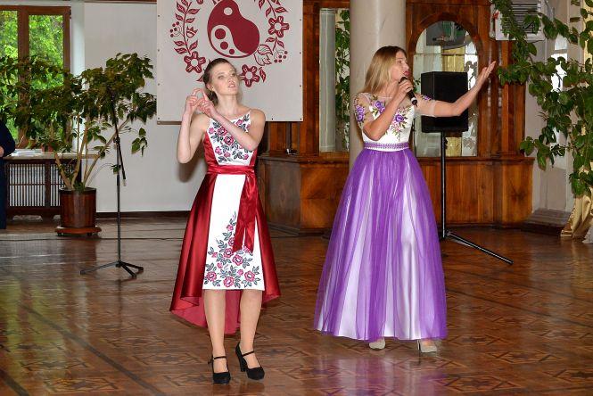 Новини Тернополя - фото з Особливий показ мод від нечуючих і сонячних моделей Особливий показ мод від нечуючих і сонячних моделей, фото №11 на сайті 20minut.ua