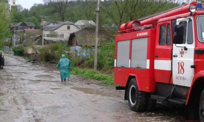 Новини Тернополя - фото з Негода на Тернопільщині знову наробила біда - люди не можуть вийти з помешкань Негода на Тернопільщині знову наробила біда - люди не можуть вийти з помешкань, фото №3 на сайті 20minut.ua