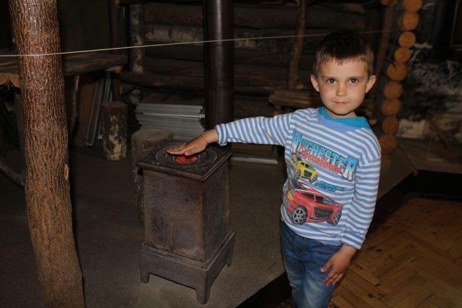 «І мамонт теж сподобався». Що гості побачили в музеї цієї ночі, фото №3 на сайті 20minut.ua