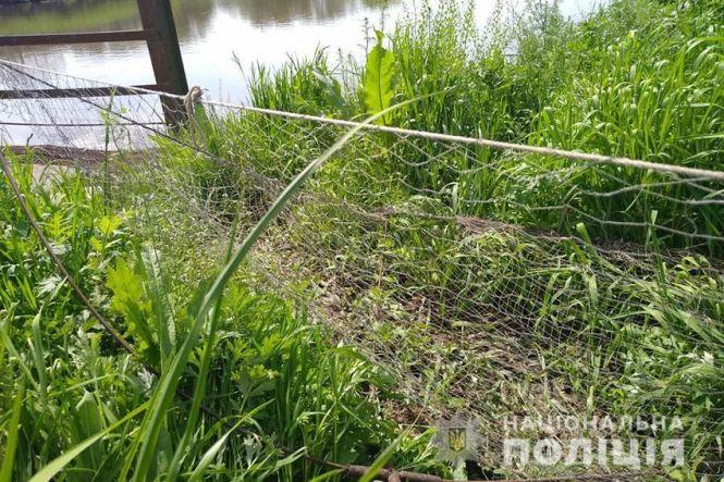 Новини Хмельницького - фото з На Хмельниччині спіймали браконьєрів з сітями. Їм загрожує штраф або навіть в'язниця