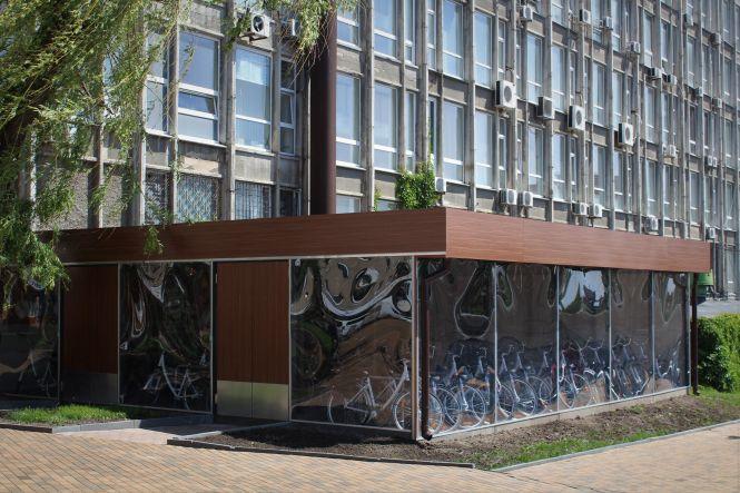 Новини Вінниці - фото з «Залізні коні» для міської ради. Чому чиновникам роздаватимуть велосипеди? «Залізні коні» для міської ради. Чому чиновникам роздаватимуть велосипеди?, фото №1 на сайті 20minut.ua