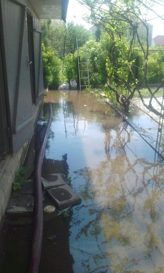 Негода в області: підтоплена амбулаторія та перекрита дорога, фото №3 на сайті 20minut.ua