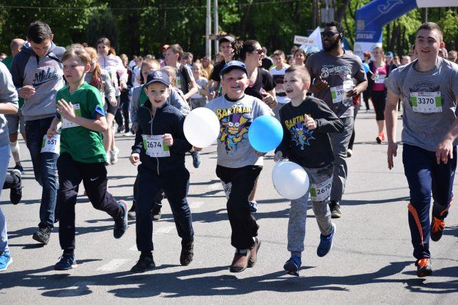 Новини Вінниці - фото з Маршрути, деталі та призи Вінницького напівмарафону. Місто біжить 26 травня Маршрути, деталі та призи Вінницького напівмарафону. Місто біжить 26 травня, фото №2 на сайті 20minut.ua