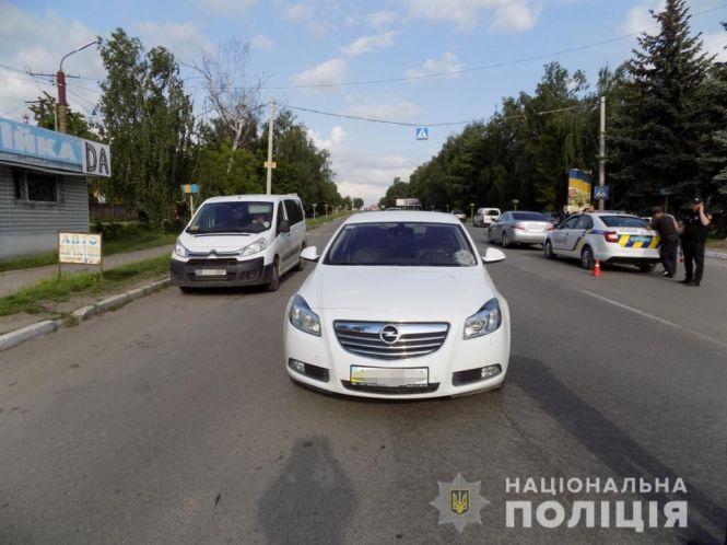 Новини Вінниці - фото з ДТП на «зебрі»: 12-річну дівчинку збив Opel, а потім Toyota. Дитина у важкому стані ДТП на «зебрі»: 12-річну дівчинку збив Opel, а потім Toyota. Дитина у важкому стані, фото №1 на сайті 20minut.ua