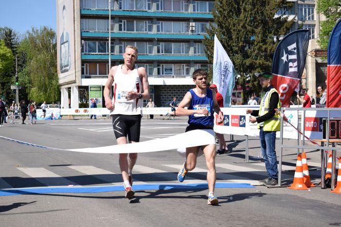Новини Вінниці - фото з Маршрути, деталі та призи Вінницького напівмарафону. Місто біжить 26 травня Маршрути, деталі та призи Вінницького напівмарафону. Місто біжить 26 травня, фото №3 на сайті 20minut.ua