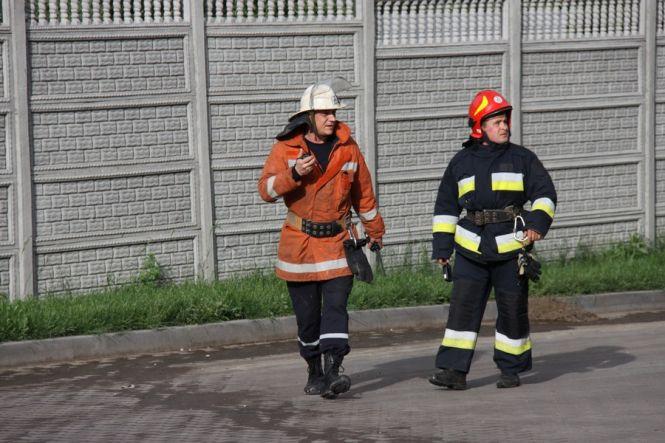 У Стрижавці горіло підприємство з виробництва олії, фото №1 на сайті 20minut.ua