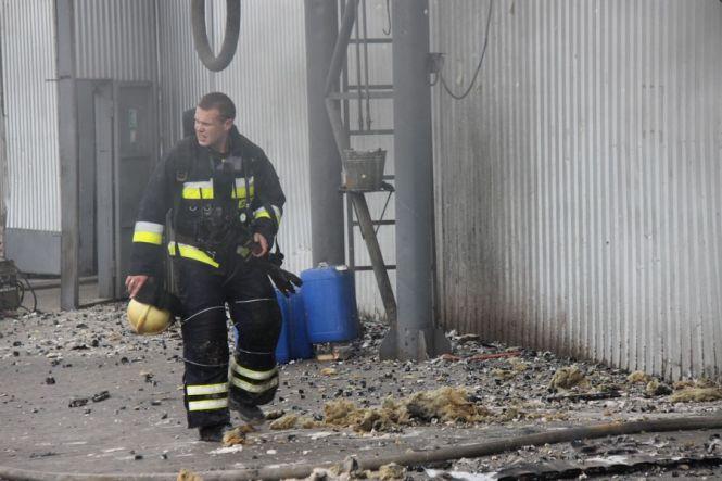 У Стрижавці горіло підприємство з виробництва олії, фото №2 на сайті 20minut.ua