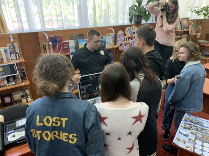 Як хмельницька поліція заманювала в свої лави (ФОТО), фото №2 на сайті vsim.ua