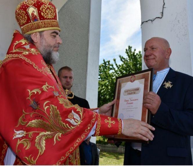 Новини Козятина - фото з На престольне свято у Непедівці завітав митрополит Вінницький і Барський Симеон На престольне свято у Непедівці завітав митрополит Вінницький і Барський Симеон, фото №3 на сайті 20minut.ua