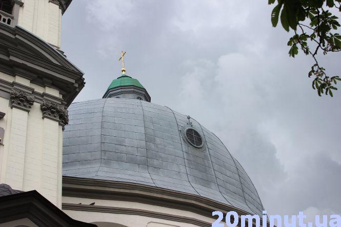 Новини Тернополя - фото з Архикатедру можуть перефарбувати в інший колір Архикатедру можуть перефарбувати в інший колір, фото №2 на сайті 20minut.ua