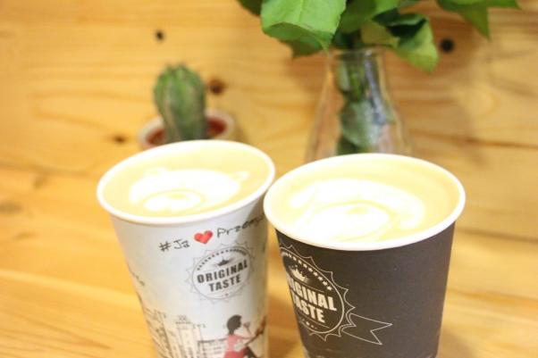 Новини Хмельницького - фото з Як хмельничани з консулом “тусили” або все про пригоди пари велосипедистів у Європі Як хмельничани з консулом “тусили” або все про пригоди пари велосипедистів у Європі, фото №3 на сайті vsim.ua