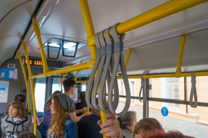 Новини Вінниці - фото з Чим вас здивує новий вінницький тролейбус? Тест-драйв «рогатого» Чим вас здивує новий вінницький тролейбус? Тест-драйв «рогатого», фото №4 на сайті 20minut.ua