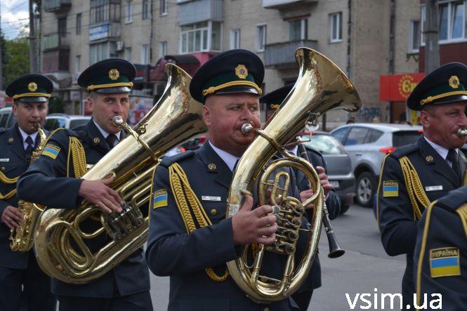 Центром Хмельницького пройшов Марш Героїв (ФОТО, ВІДЕО), фото №6 на сайті vsim.ua