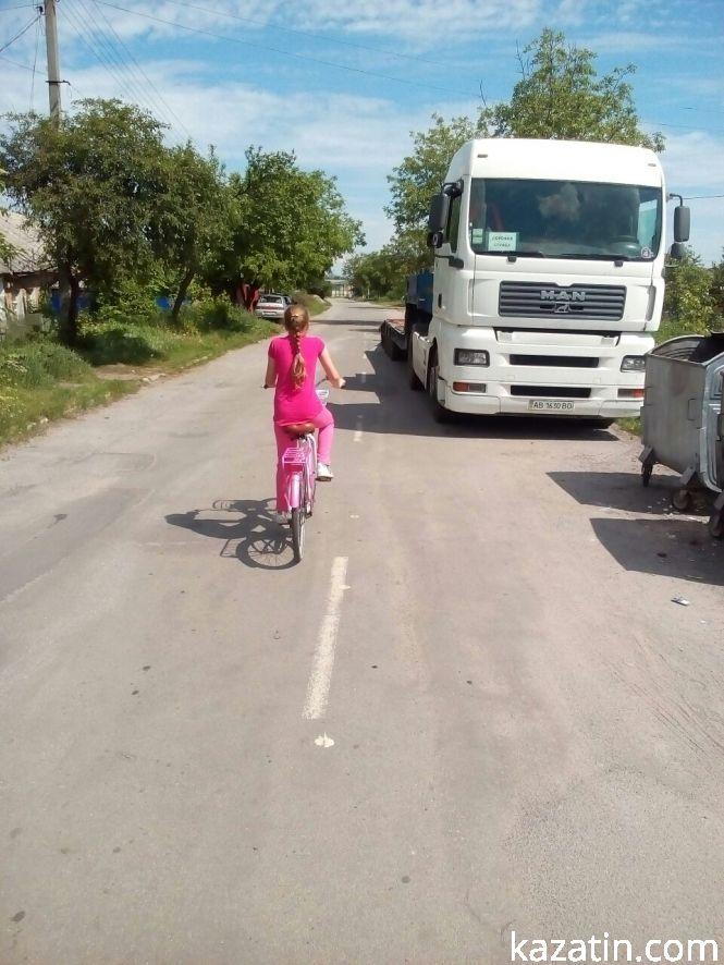Фото дня: ремонтують вулицю Стуса, фото №1 на сайті 20minut.ua