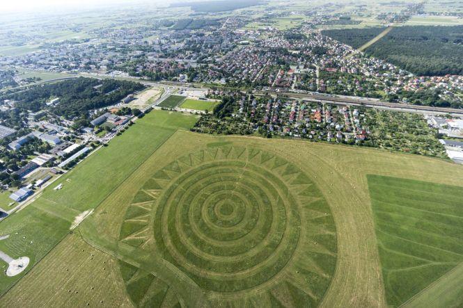 Новини Вінниці - фото з Його гігантські «зелені риби» на кордоні України і Польщі полонили усіх! Тепер Ярослав Козяра готує арт-сюрприз для OPERAFEST TULCHYN Його гігантські «зелені риби» на кордоні України і Польщі полонили усіх! Тепер Ярослав Козяра готує арт-сюрприз для OPERAFEST TULCHYN, фото №3 на сайті 20minut.ua